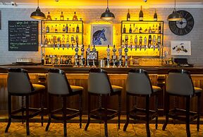 Springhill Court Hotel