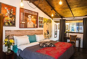 LA COLINA Hotel Cottage