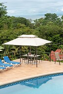 Tabulia Tree Hotel and Villas
