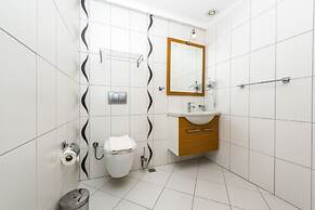 Diana Residence