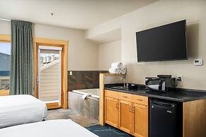 Park Point Marina Inn