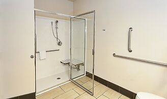 Park Point Marina Inn