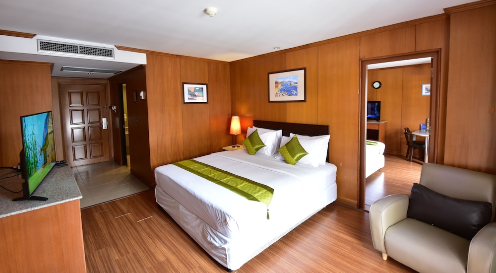Dynasty Inn Pattaya