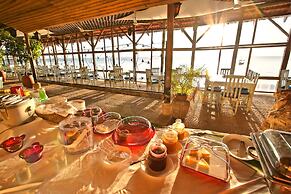 Mediterraneo Hotel & Restaurant