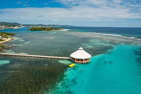 Barefoot Cay Resort