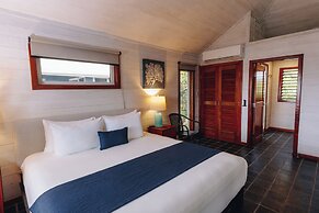 Barefoot Cay Resort
