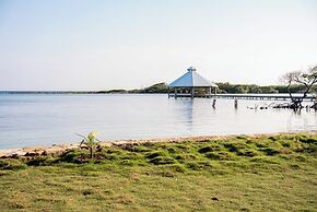 Barefoot Cay Resort