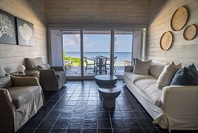Barefoot Cay Resort