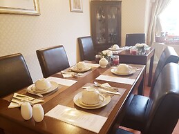 Ashleigh House