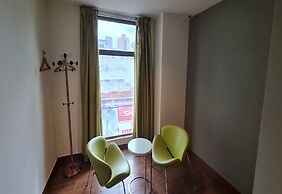 Hotel O Crossroads Hotel