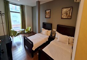Hotel O Crossroads Hotel