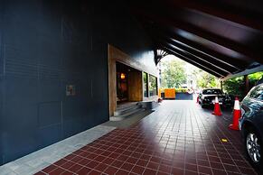 Abbott Hotel