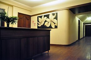 Abbott Hotel