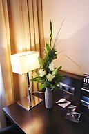 Zi Hotel & Lounge