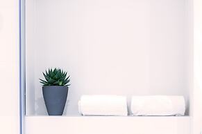 Zi Hotel & Lounge