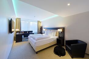 Zi Hotel & Lounge