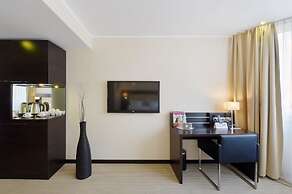 Zi Hotel & Lounge