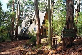Green Leaves Cabin
