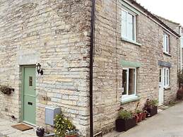 Withy Cottages