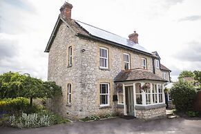 Withy Cottages