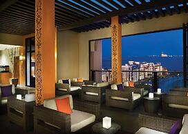 DoubleTree by Hilton Resort & Spa Marjan Island