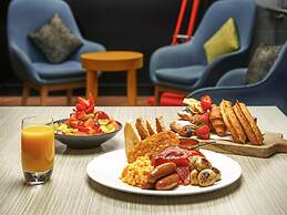 ibis Adelaide