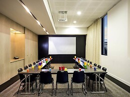 ibis Adelaide