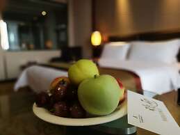 Avant-Garde Hotel