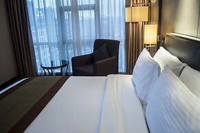 Avant-Garde Hotel