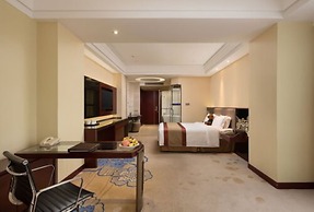Avant-Garde Hotel