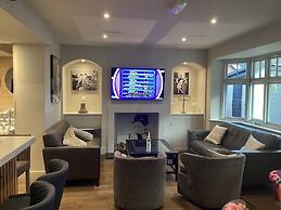 Dormy House Hotel