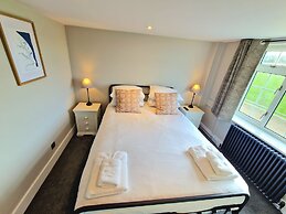Dormy House Hotel