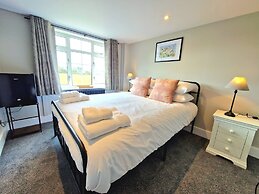 Dormy House Hotel
