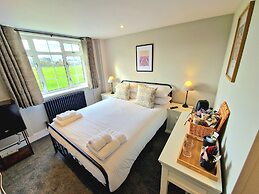 Dormy House Hotel