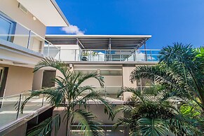 Echelon Apartments