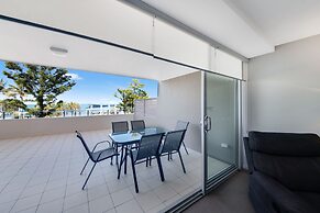 Echelon Apartments