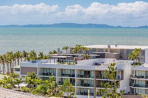 Echelon Apartments