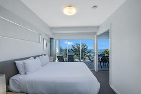 Echelon Apartments