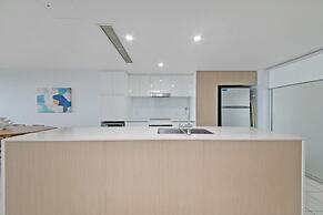 Echelon Apartments
