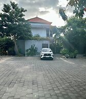Ion Bali Benoa