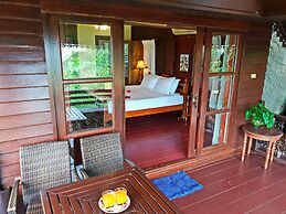 Laem Sila Resort