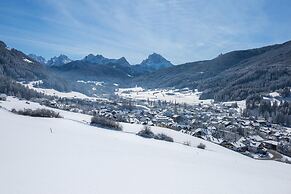 Hotel Dolomiten