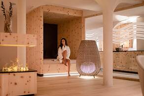 Alpine Nature Hotel Stoll