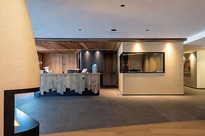 Alpine Nature Hotel Stoll