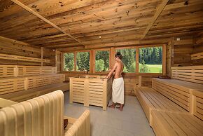 Alpine Nature Hotel Stoll