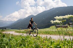 Alpine Nature Hotel Stoll