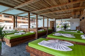 Alpine Nature Hotel Stoll