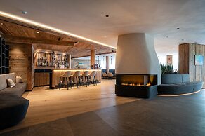 Alpine Nature Hotel Stoll