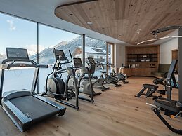 Alpine Nature Hotel Stoll