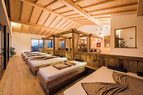 Alpine Nature Hotel Stoll